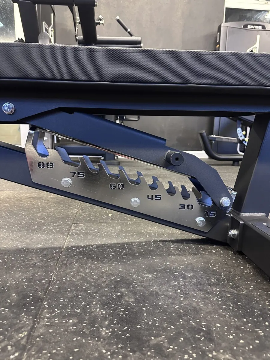 Heavy Duty Adjustable Weight Bench - Image 3