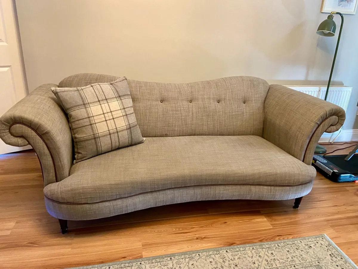 4-Piece Sofa Suite (Immaculate Condition) - Image 3