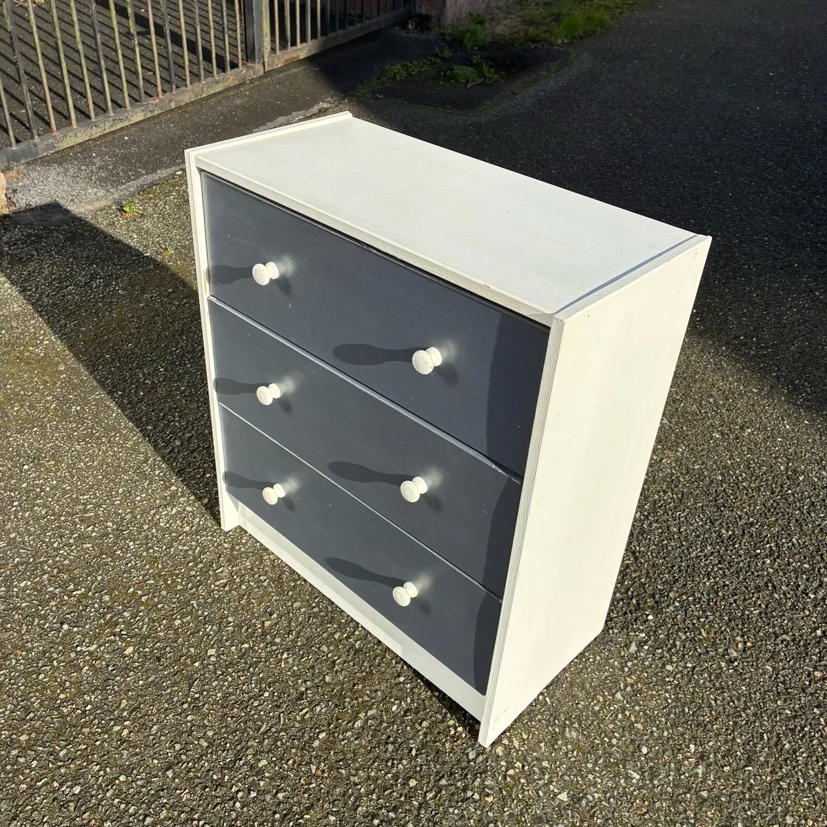 Small Chest of 3 Drawers - Image 4