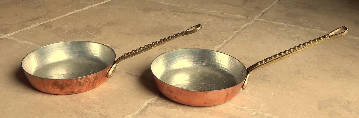 2 Copper & Solid Brass Handle Pans - Image 1