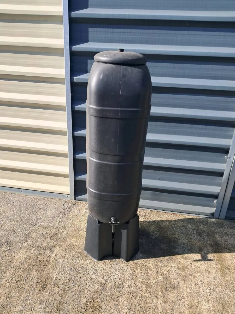 Water butt tank
