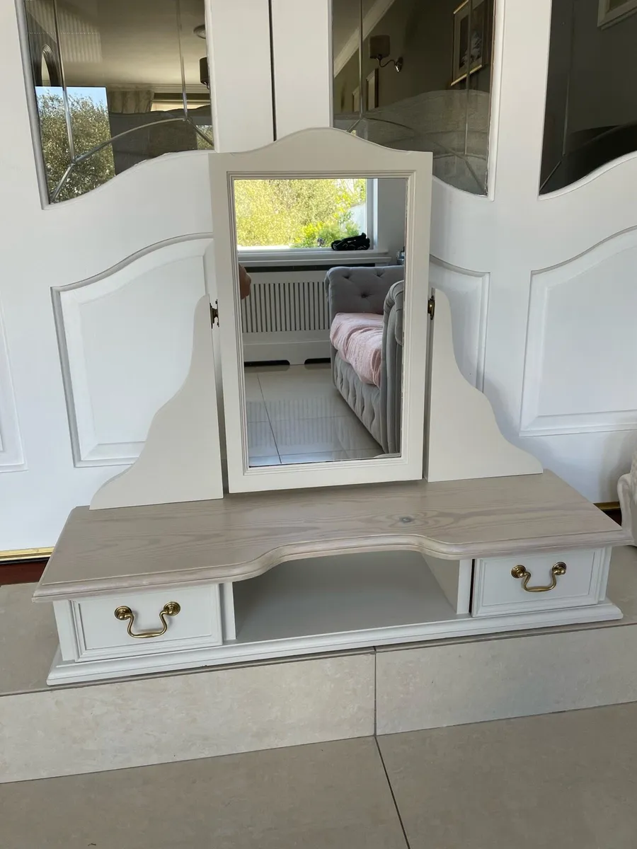 Dressing Table Mirror - Image 2