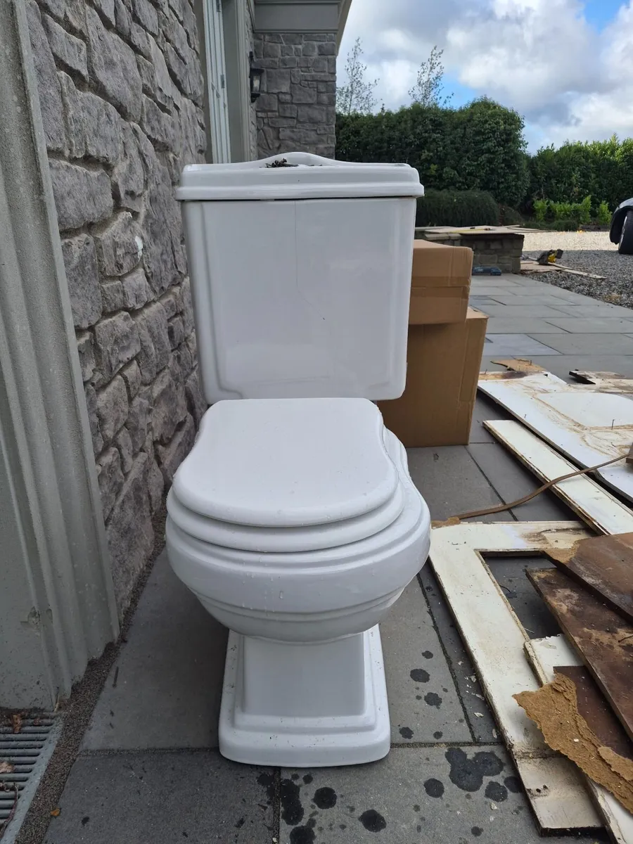Toilet - Image 1