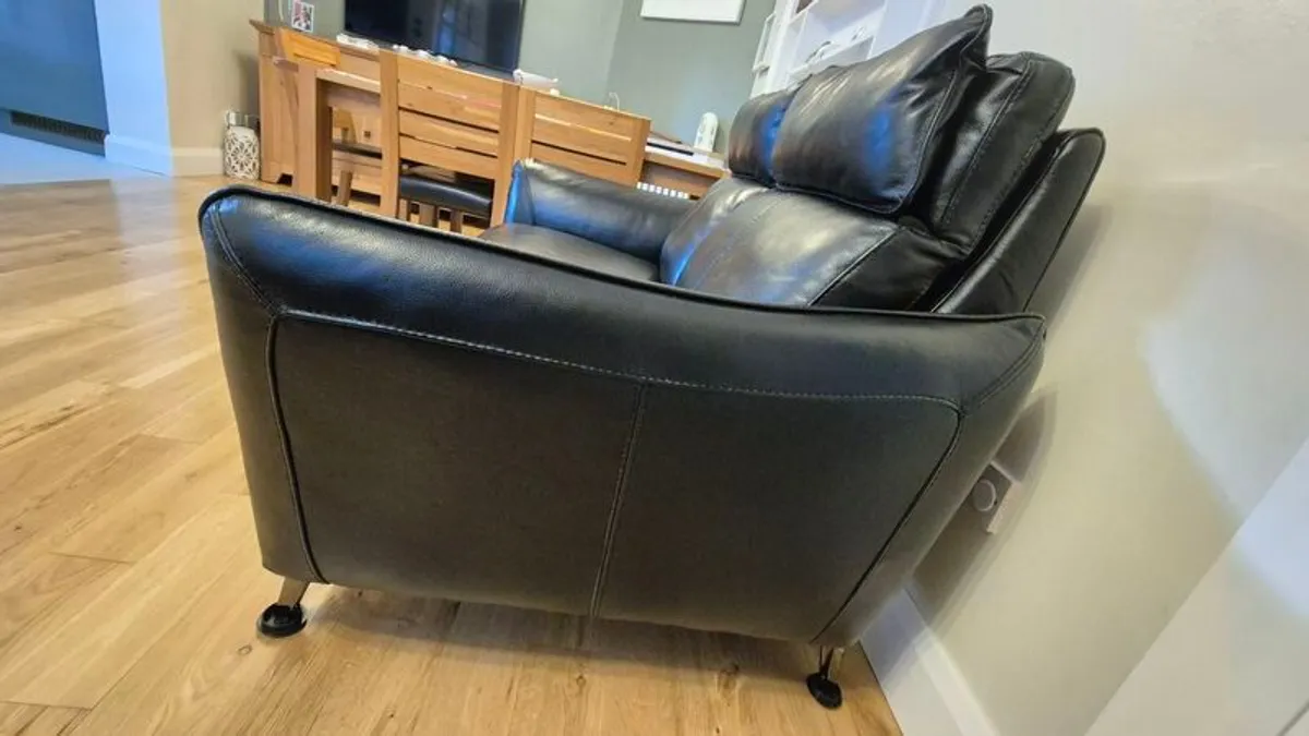 2 Seater Black Leather Sofa. - Image 3