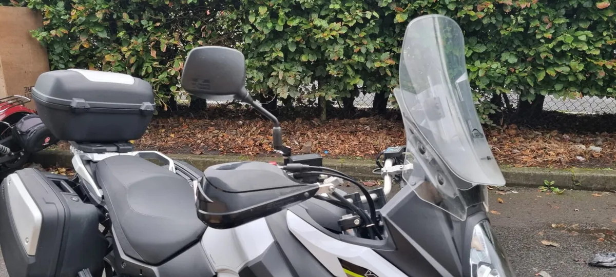 Suzuki DL650 V-Strom - Image 3