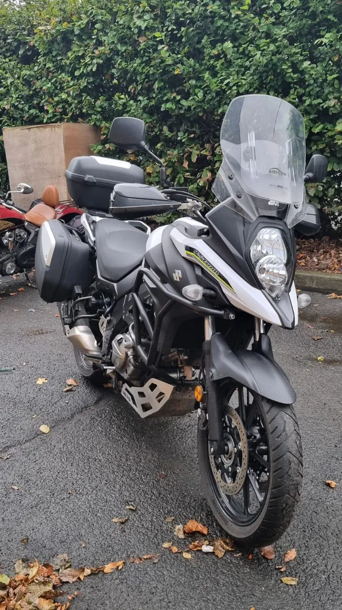 Suzuki DL650 V-Strom - Image 1