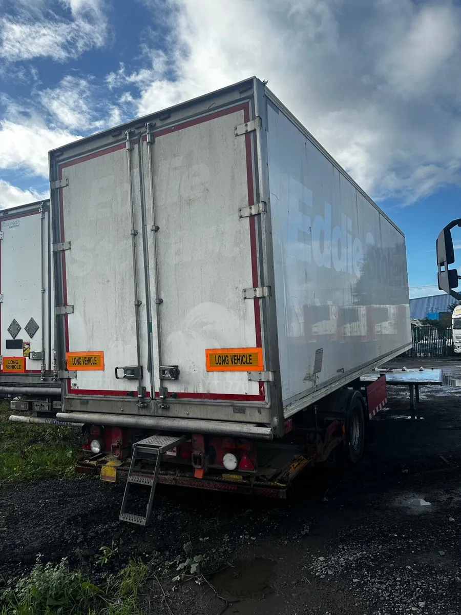 Fridge box trailer - Image 1