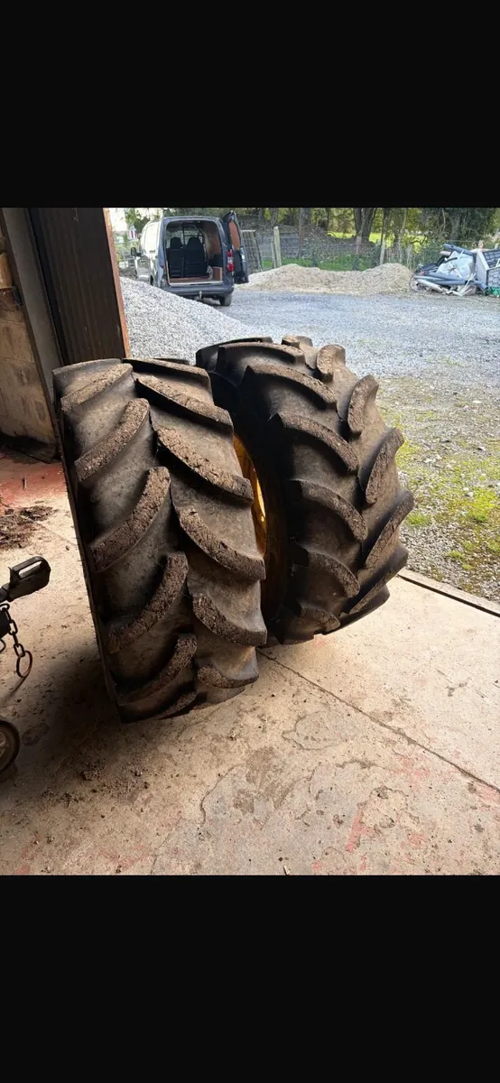 JCB 3CX Front Wheels and Tyres - Image 2