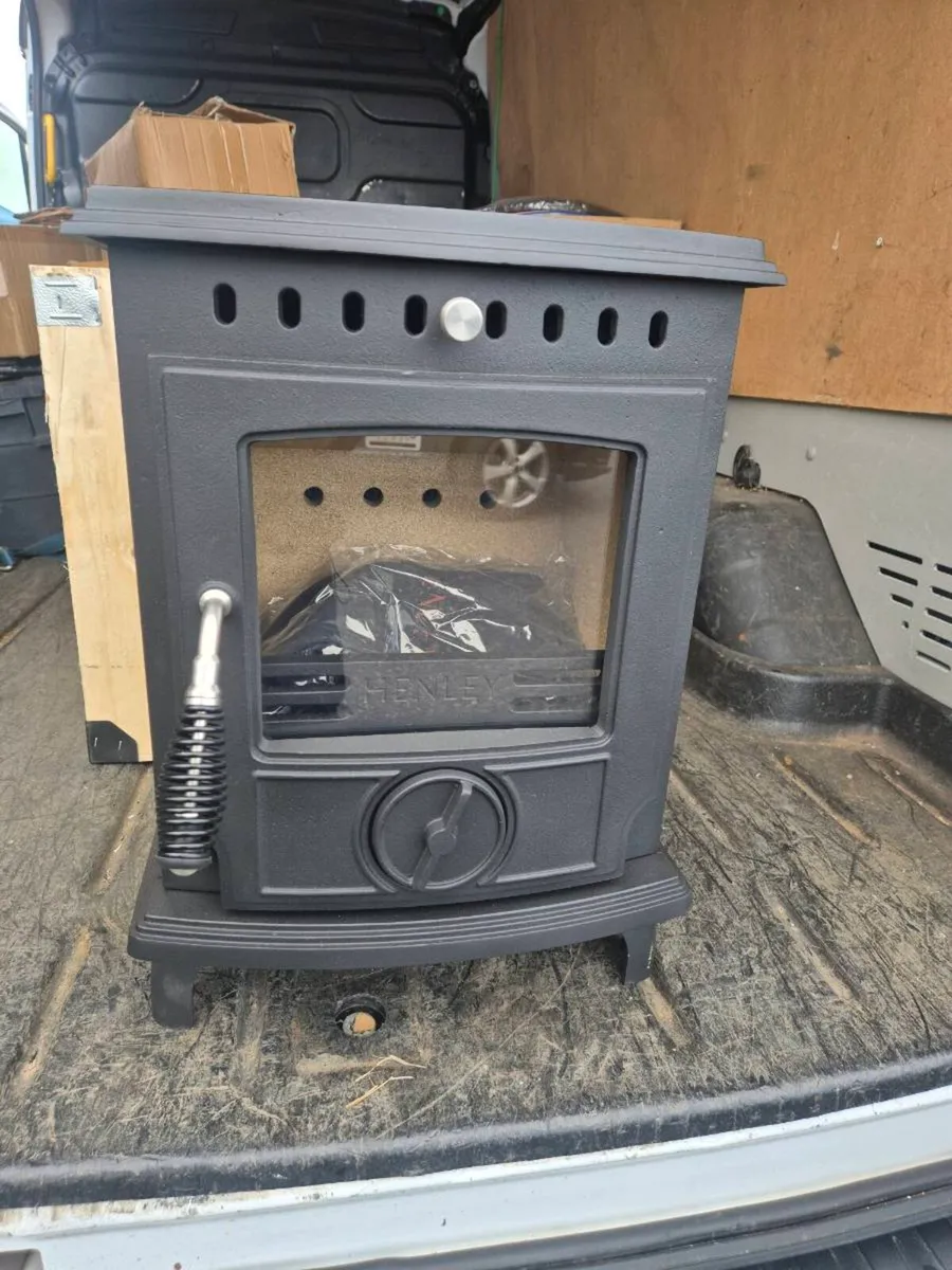 Henley stove - Image 1