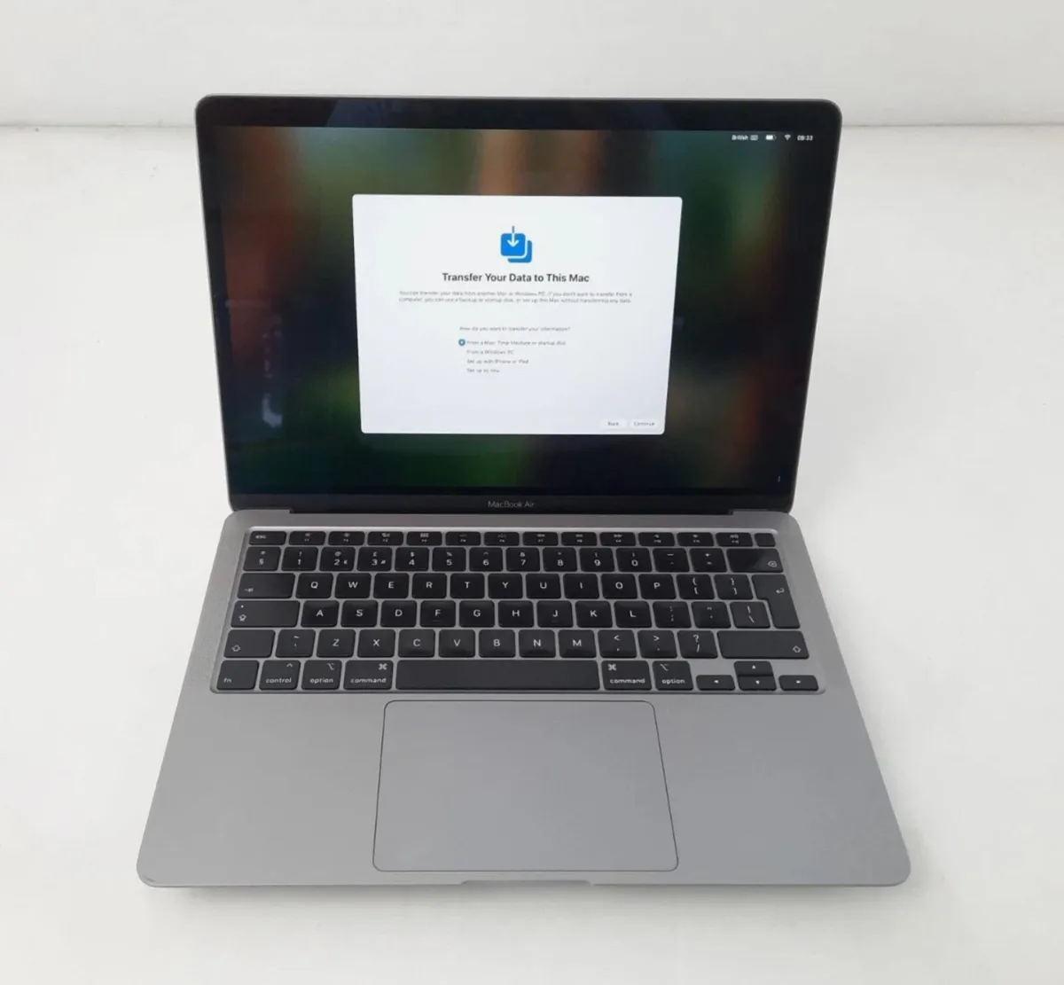 Apple MacBook Air A2179 13" Laptop i5 16GB 256GB - Image 1