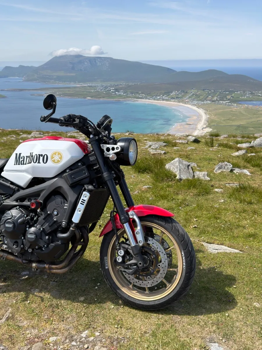 YAMAHA XSR900 - Image 2