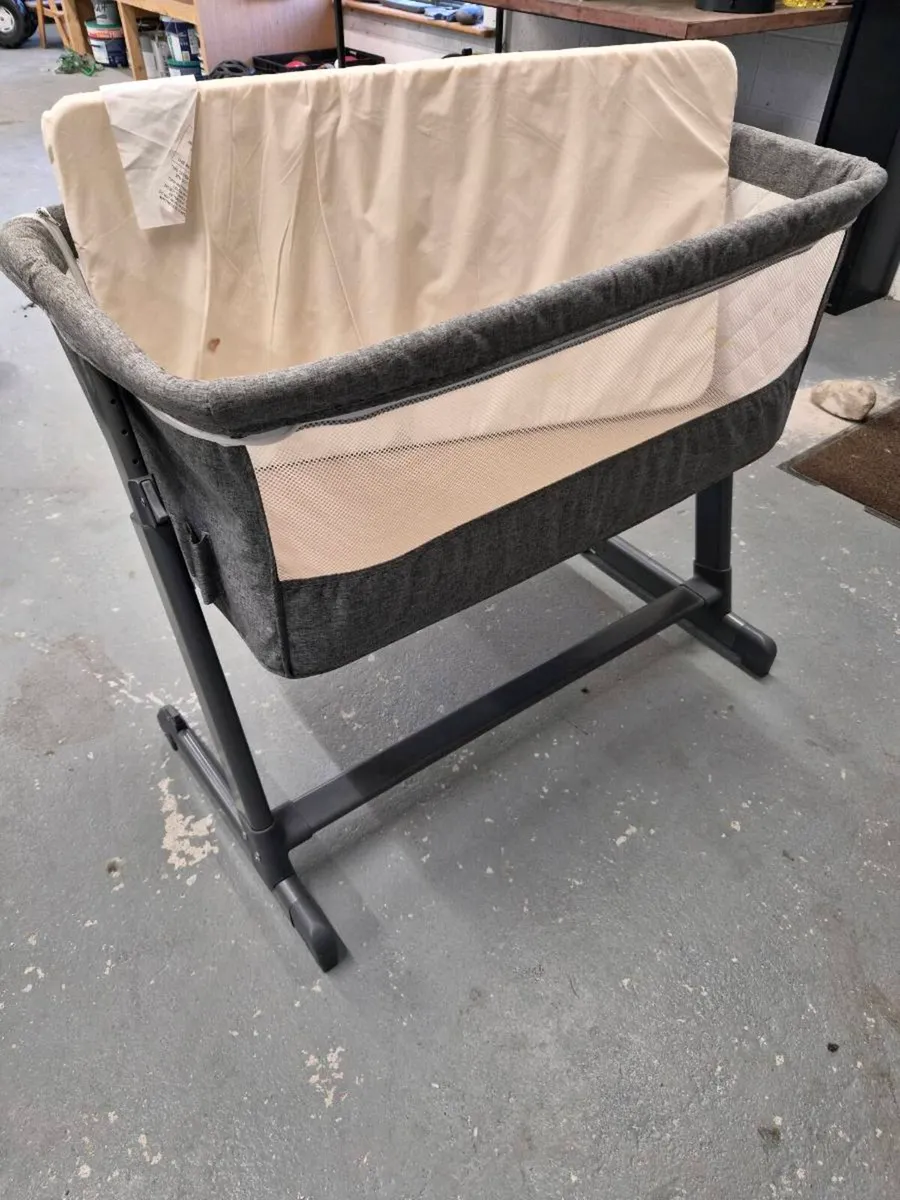 Babylo Next2me Crib - Image 2