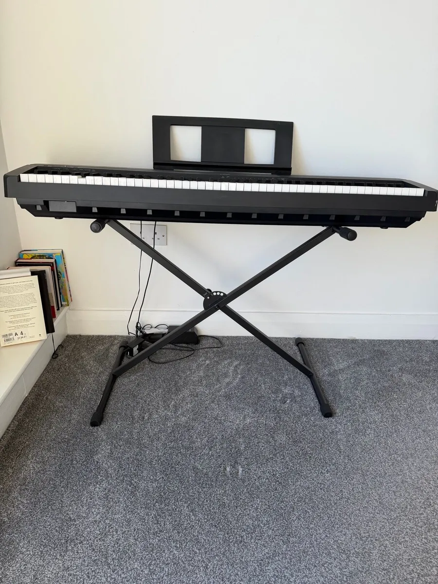 Yamaha P-45B Digital Piano+ Stand - Image 1