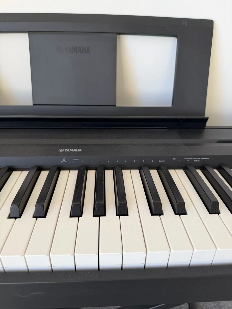 Yamaha P-45B Digital Piano+ Stand - Image 2