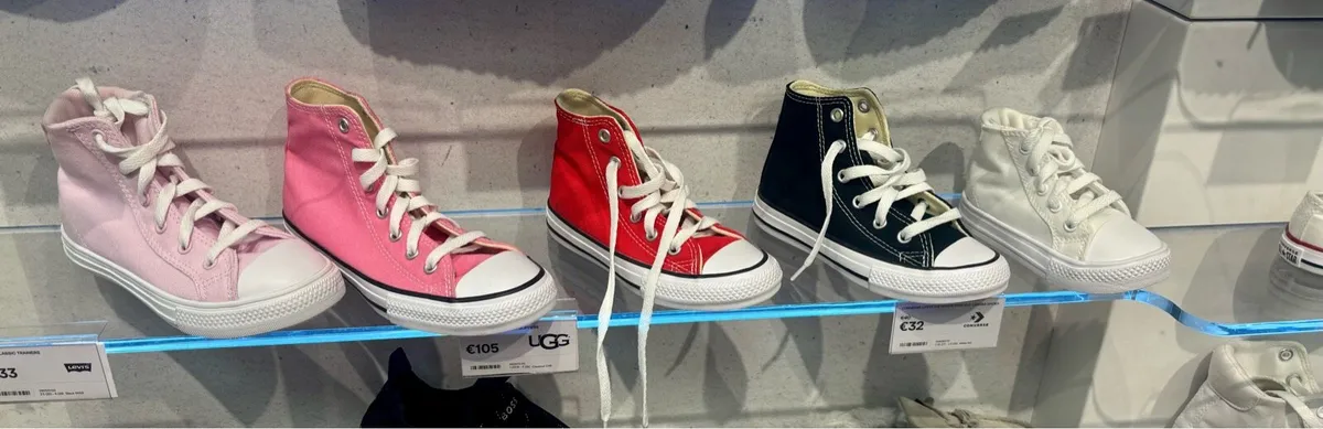 Converse - Image 1
