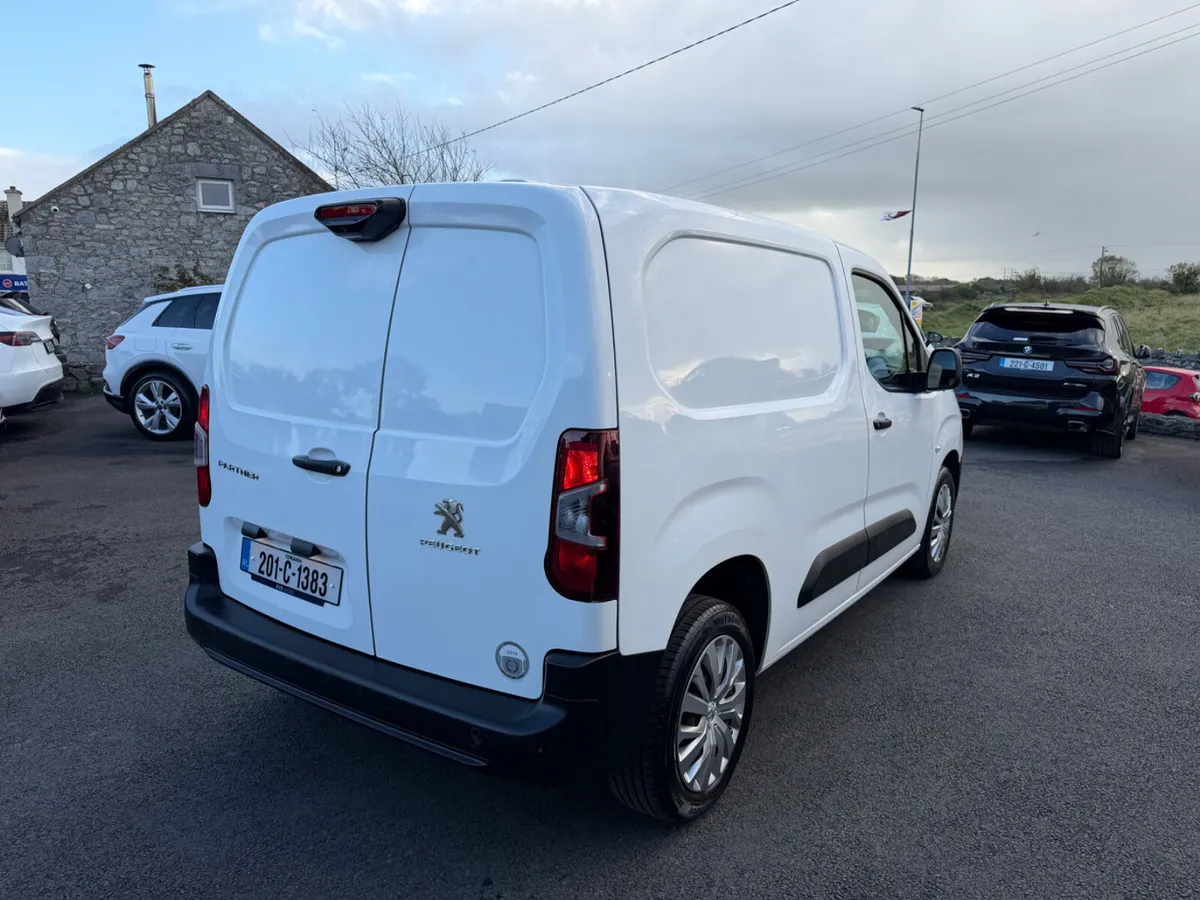 Partner Van - Immaculate condition - rear cameras - Image 3