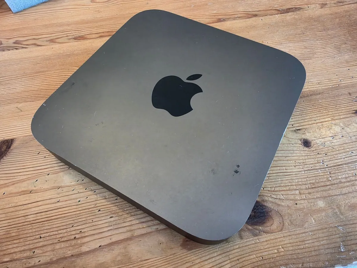 Mac mini 2018 - i7 6-Core, 32GB RAM, 512GB SSD - Image 1