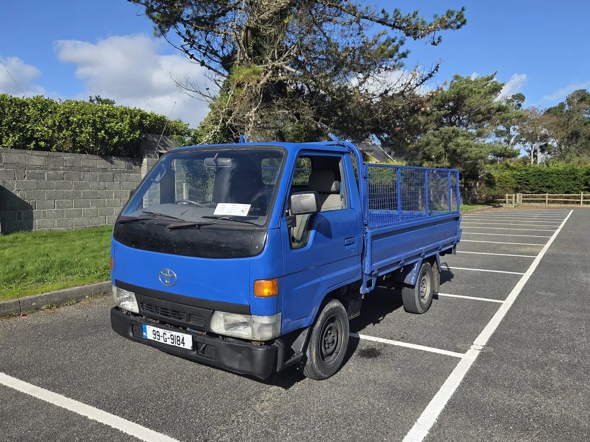 1999 toyota dyna CVRT 04/27 - Image 1