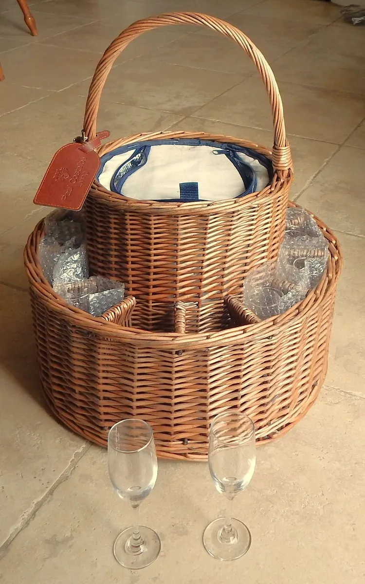 Large Paul Costelloe Champagne Celebration Basket - Image 1