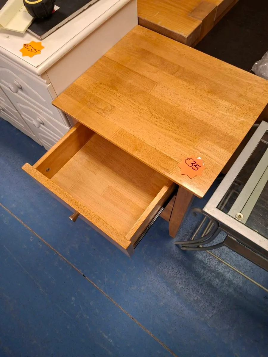 WOODEN BEDSIDE LOCKER - Image 3