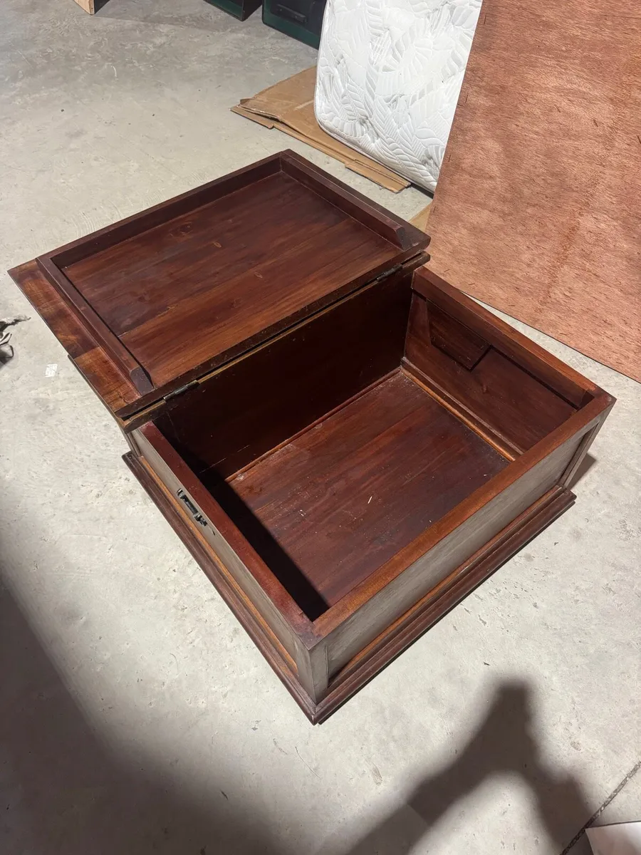 Coffee table - Image 3
