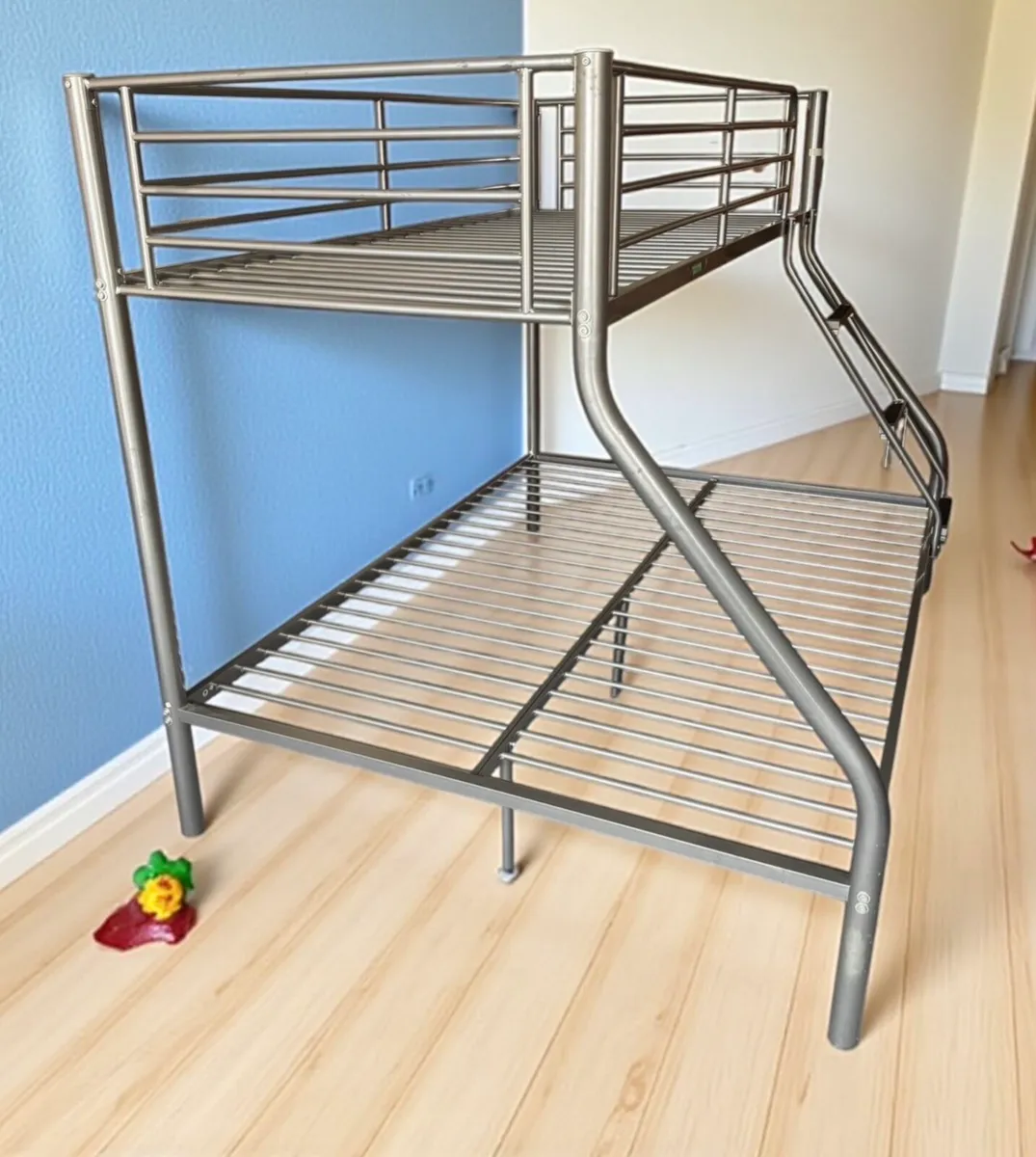 Bunk beds - Image 2