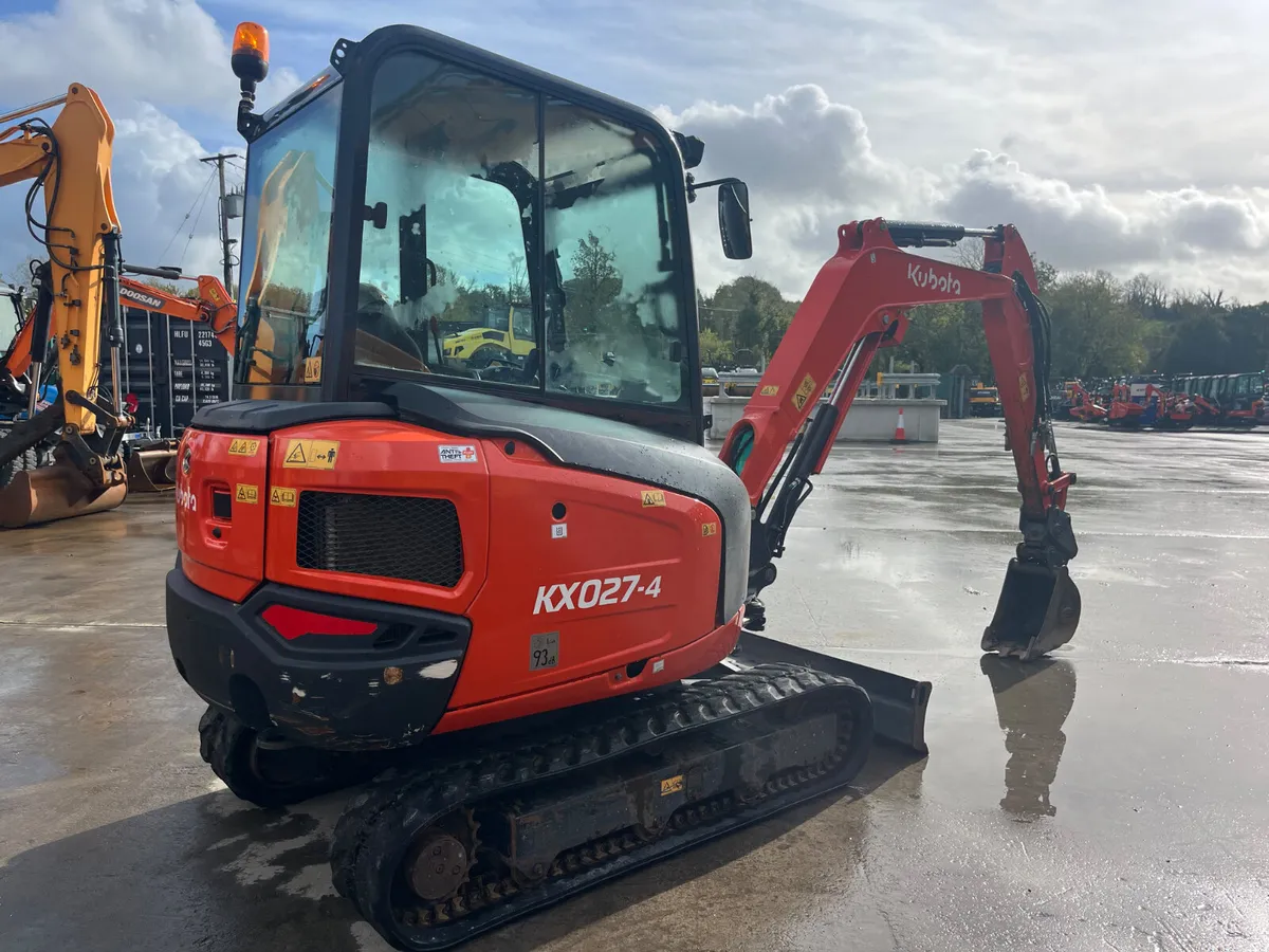 2018 Kubota KX027-4 - Image 4