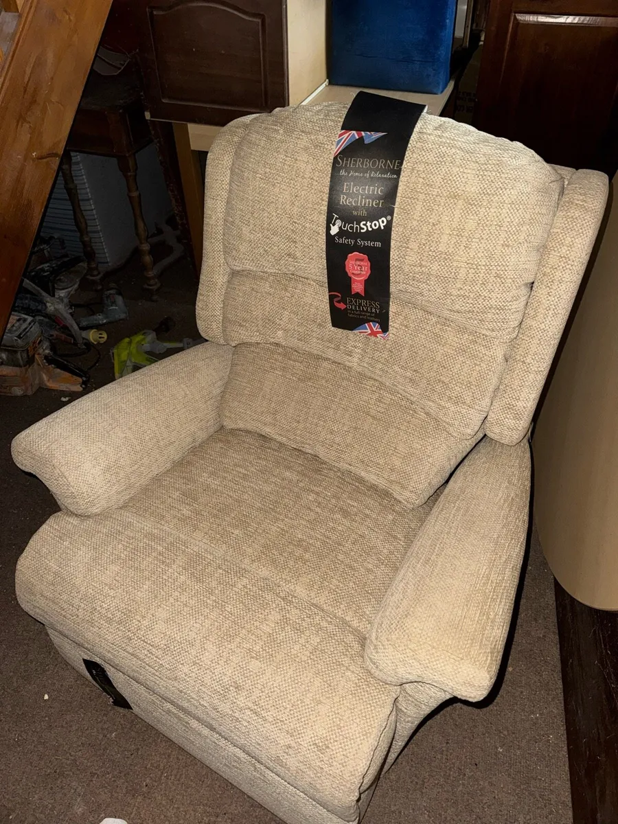 Sherborne Electric Riser Recliner Chair - Image 1
