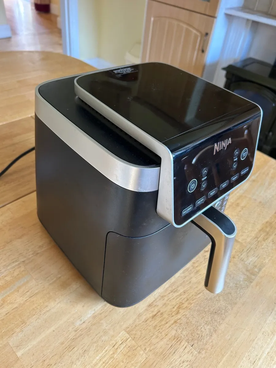Ninja air fryer - Image 1