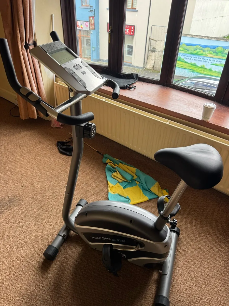 Smart Bike BC6710D stationary exercise bike - Image 1