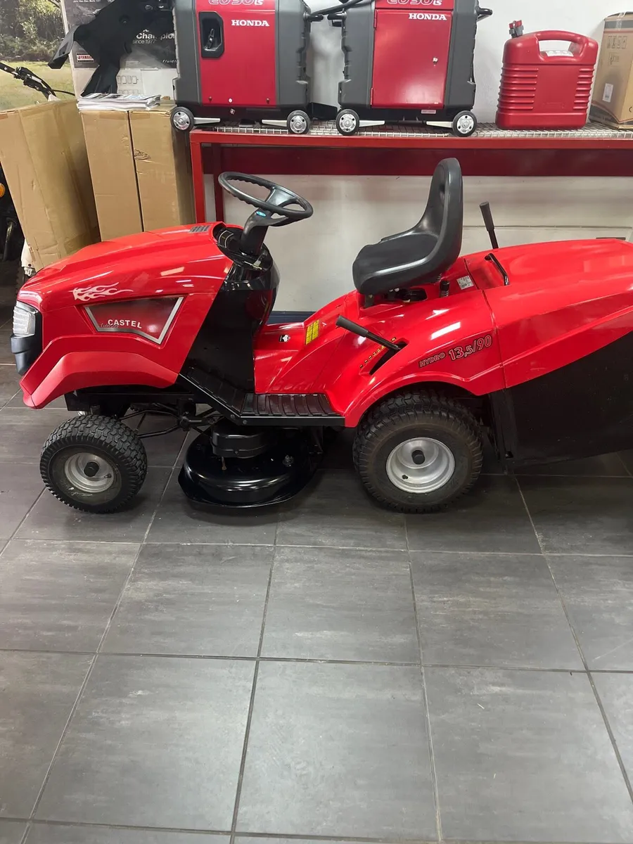 Lawnmowers - Image 4