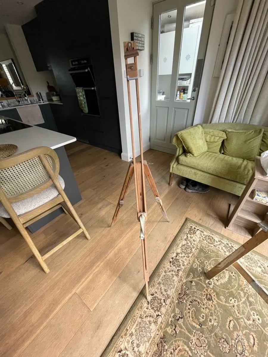 art easels - Image 2