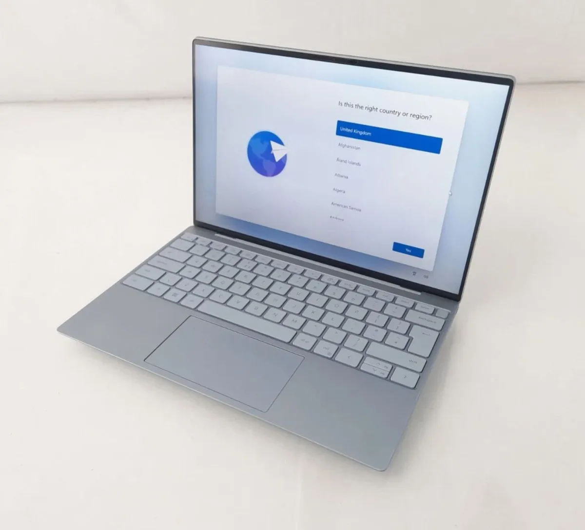 Dell Xps 9315 13.3 Inch Laptop I5-1230u 16GB 512GB - Image 4