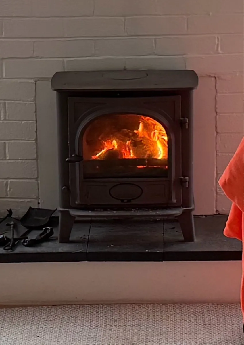 Stovax Solid Fuel Stove - Image 1