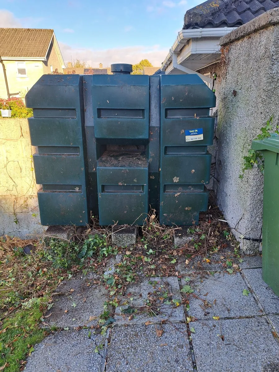 Oil tank - Image 2
