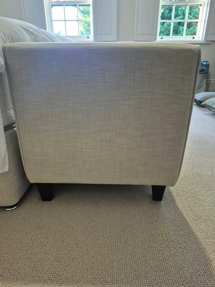 Bedroom Furniture/Bed End/Headboard - Image 3