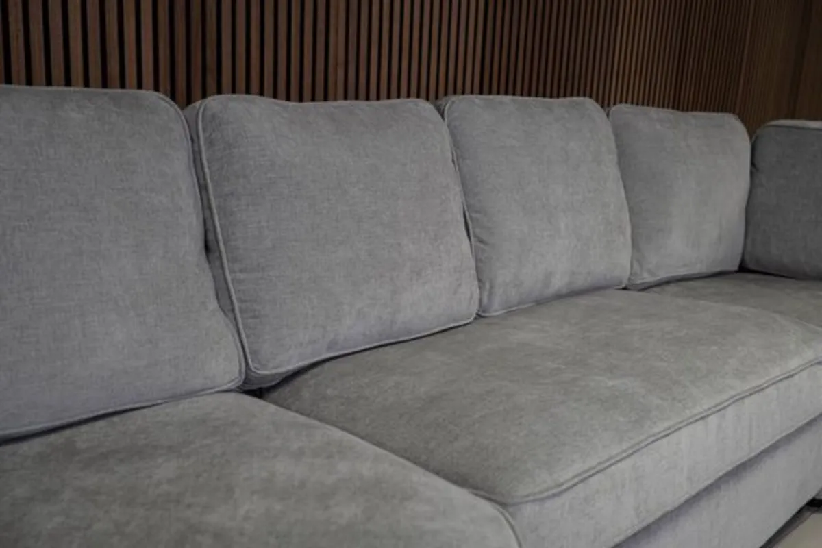 Easton U Shape Fullback Cushions Sofa - Image 4