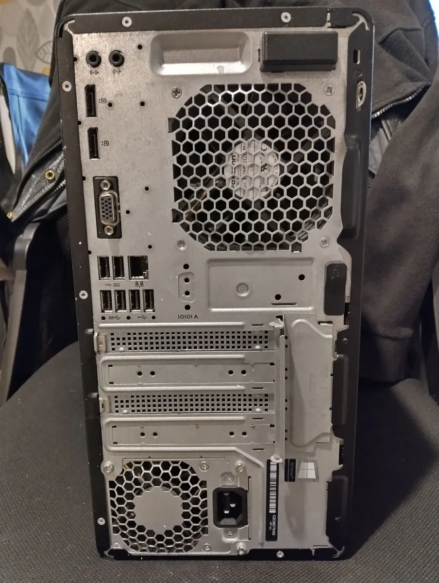 HP ProDesk 600 G3 MT (i5 6th Gen) and power cable - Image 2