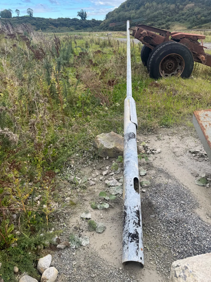 GALVANISED LAMP POSTS - Image 2
