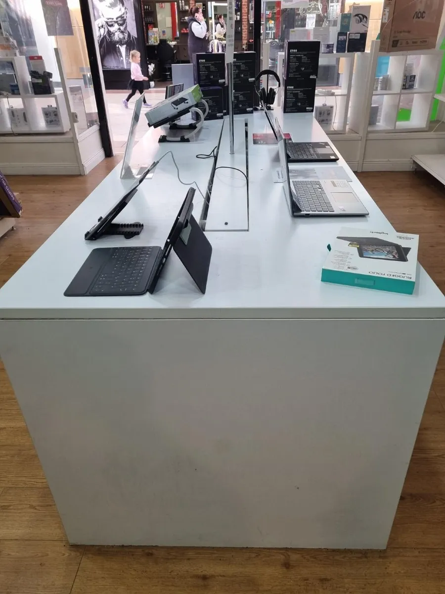 Display Table - Image 4