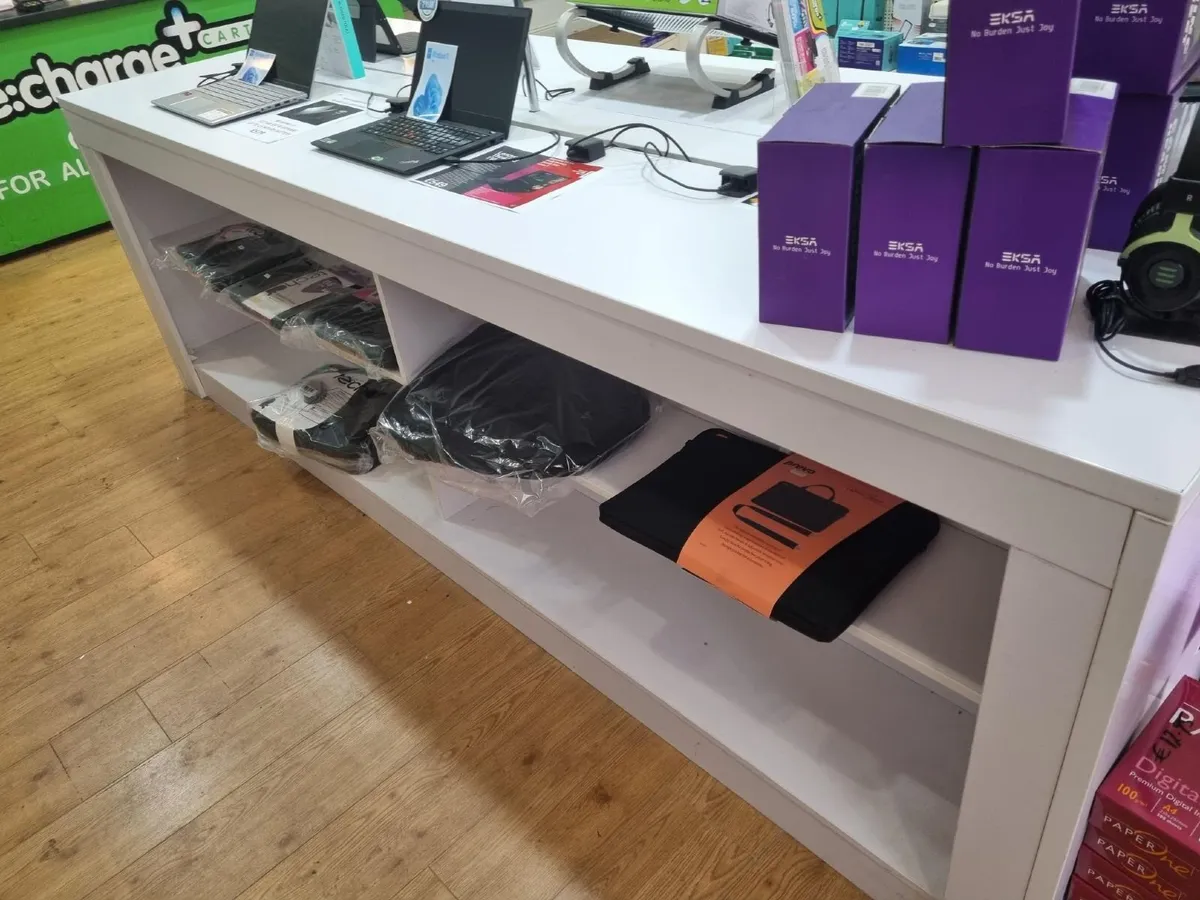 Display Table - Image 3