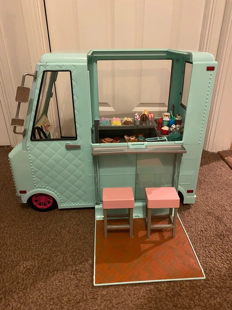 Our Generation Sweet Stop Ice Cream Truck Playset - Image 4