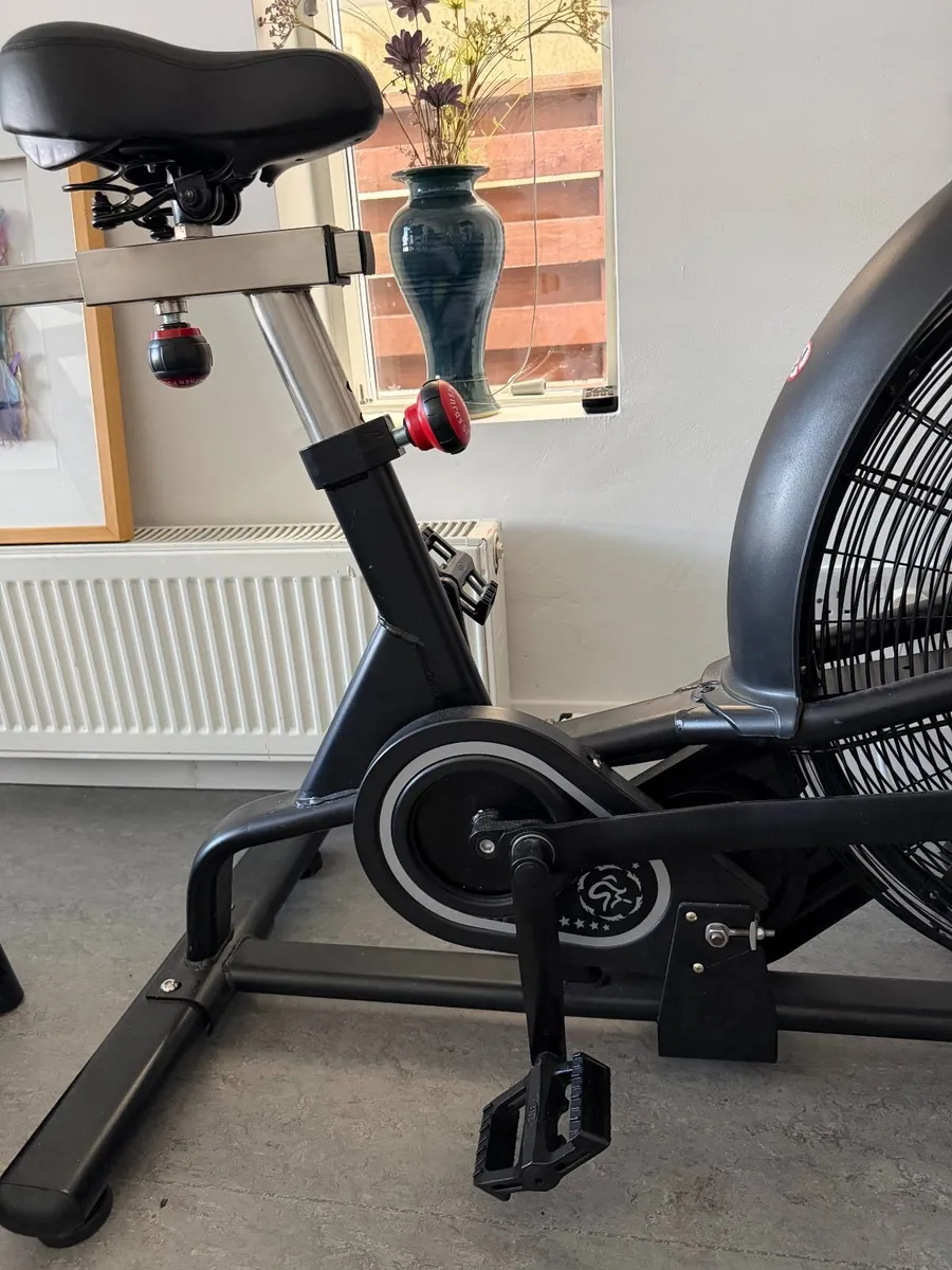 Air Bike - Image 4