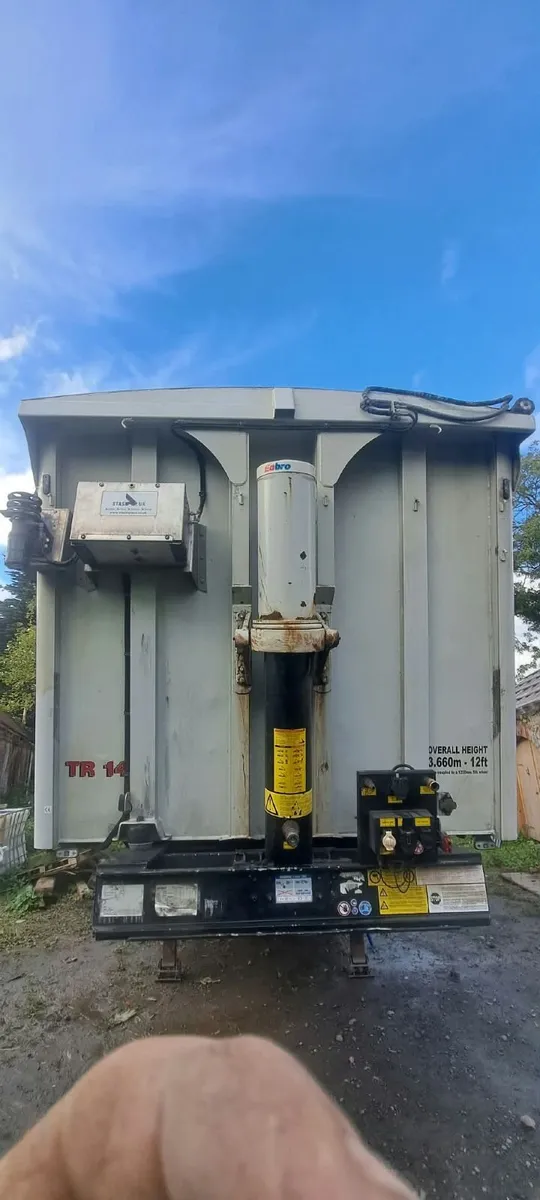 STAS tipping trailer - Image 2