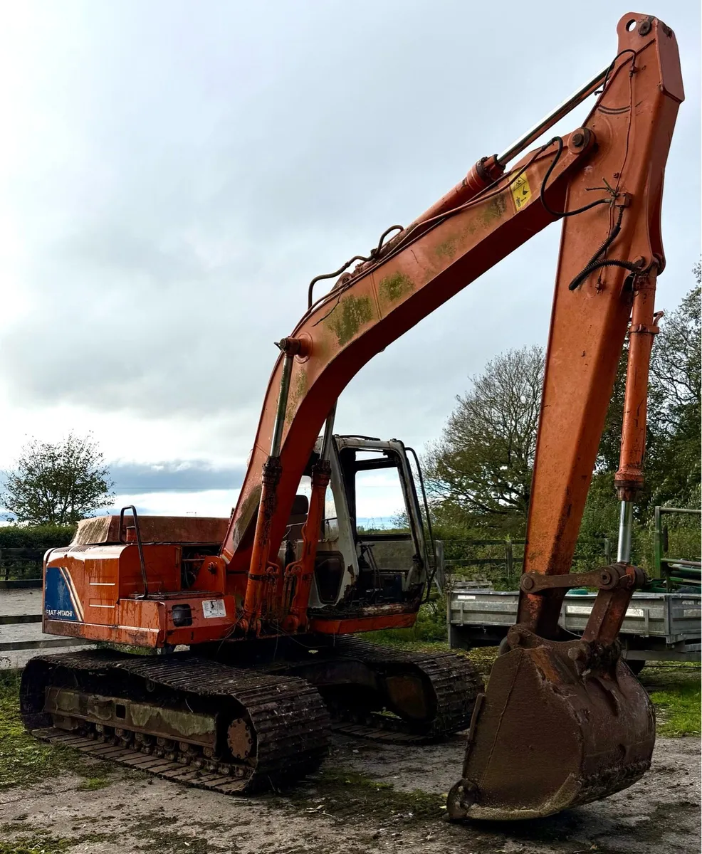 Hitachi FH130-3 - Image 3