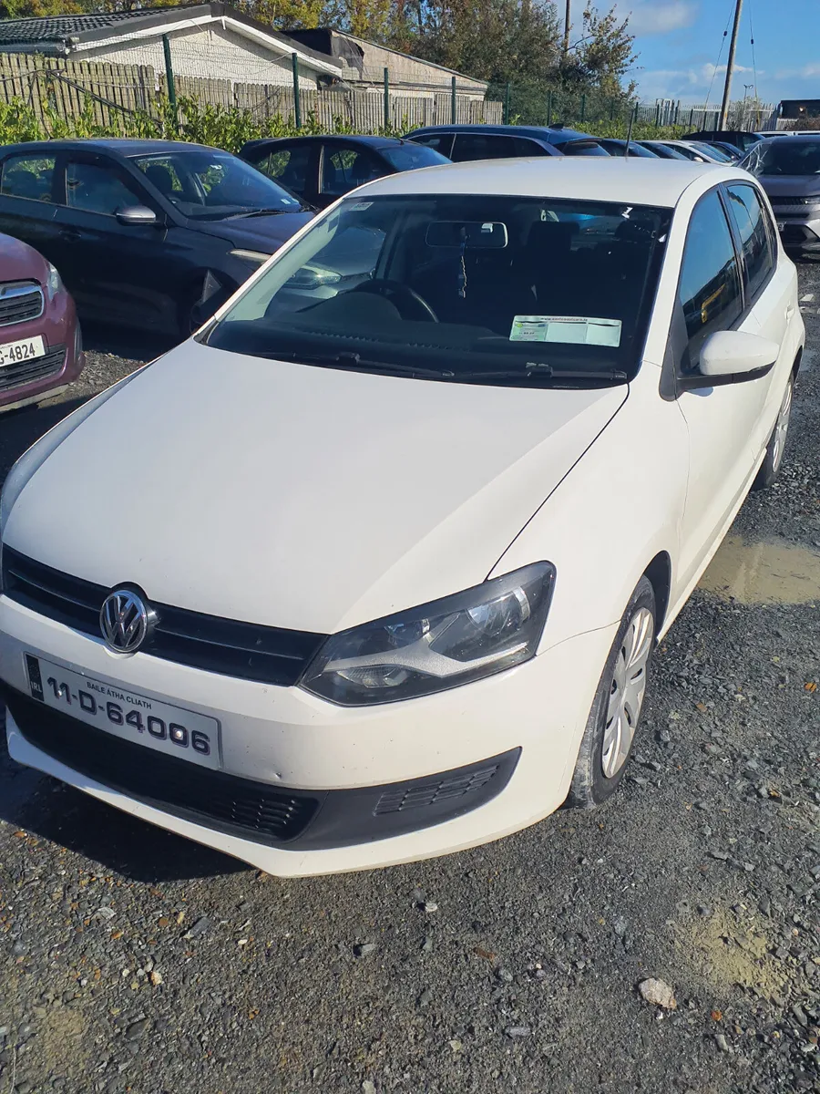 Volkswagen Polo 2011 Automatic - Image 2