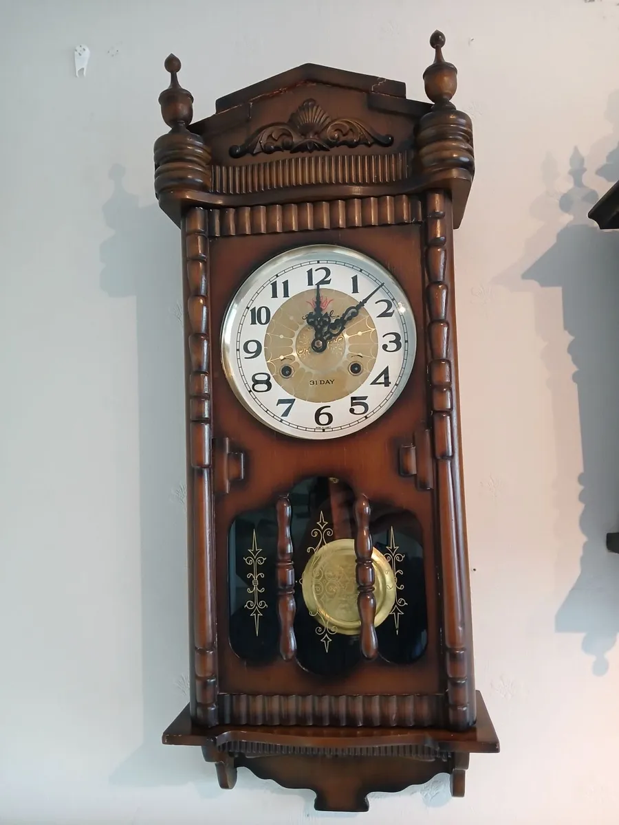 Vintage Wall Clock - Image 2