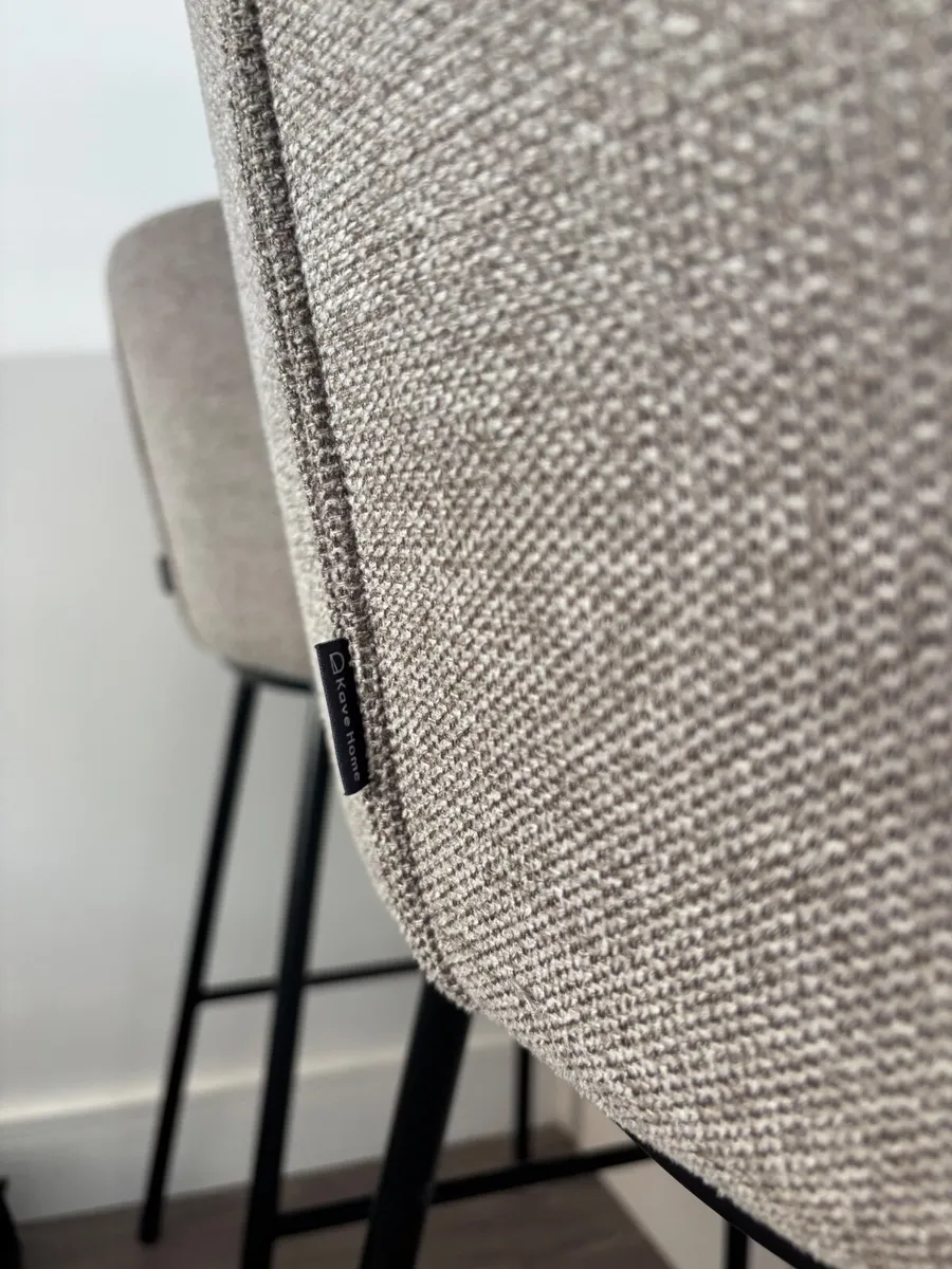 Table, chair and bar stools - Kave Home - Image 3