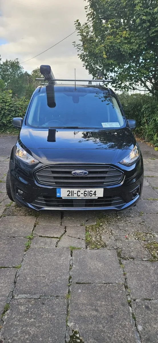PAY NO VAT—2021 low km Transit Connect LWB - Image 2