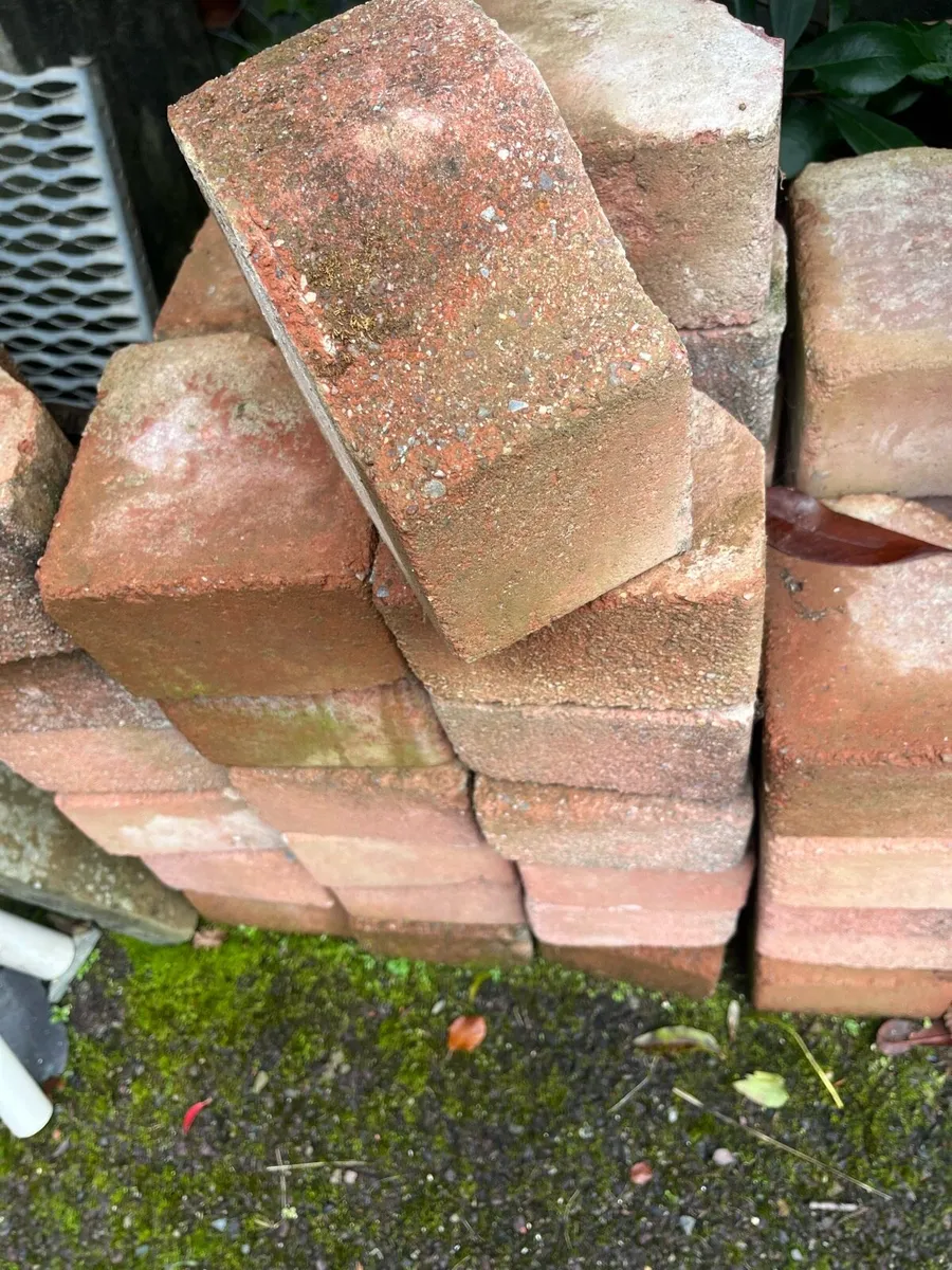 edging stones - Image 1